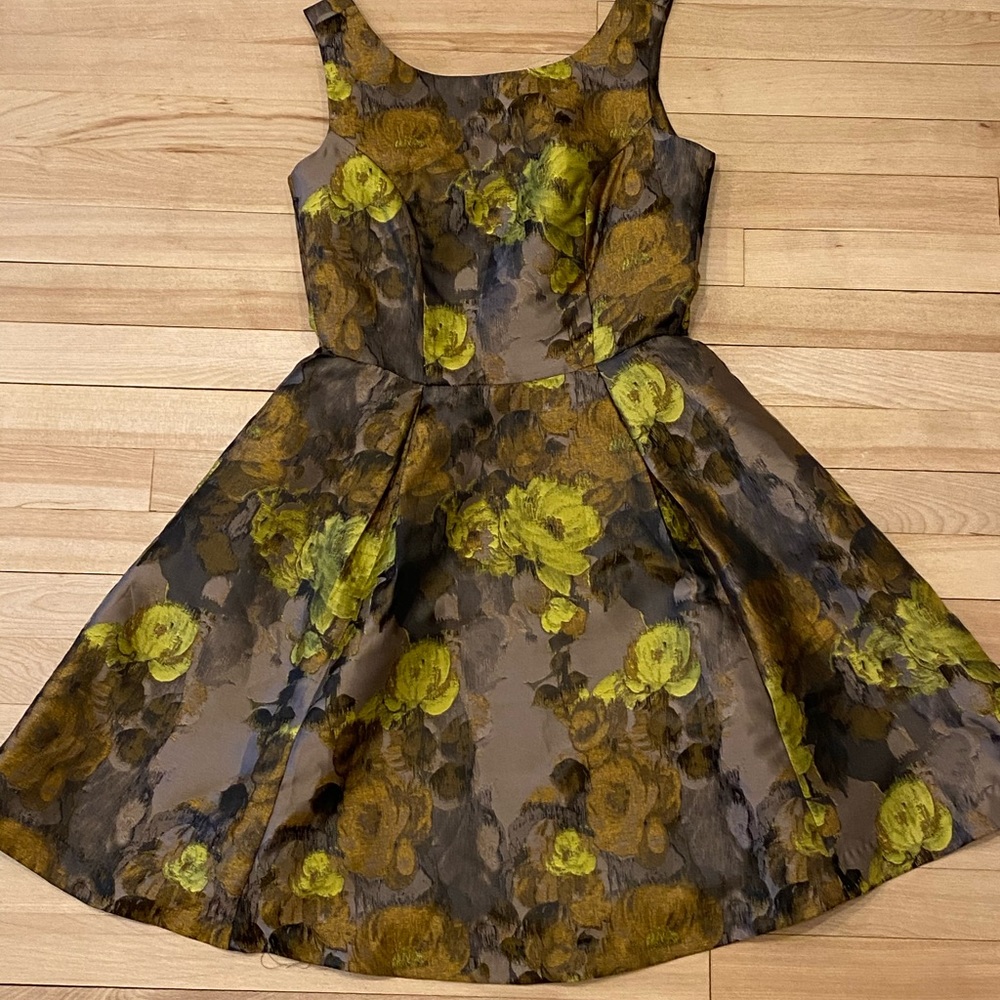 Floral fit and flare dress - Xs